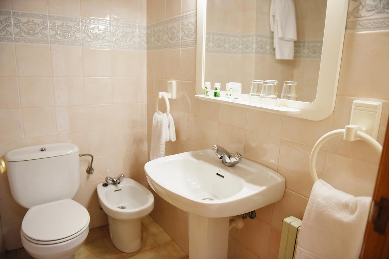 Hostal San Martin 莫利诺斯德杜埃罗 外观 照片