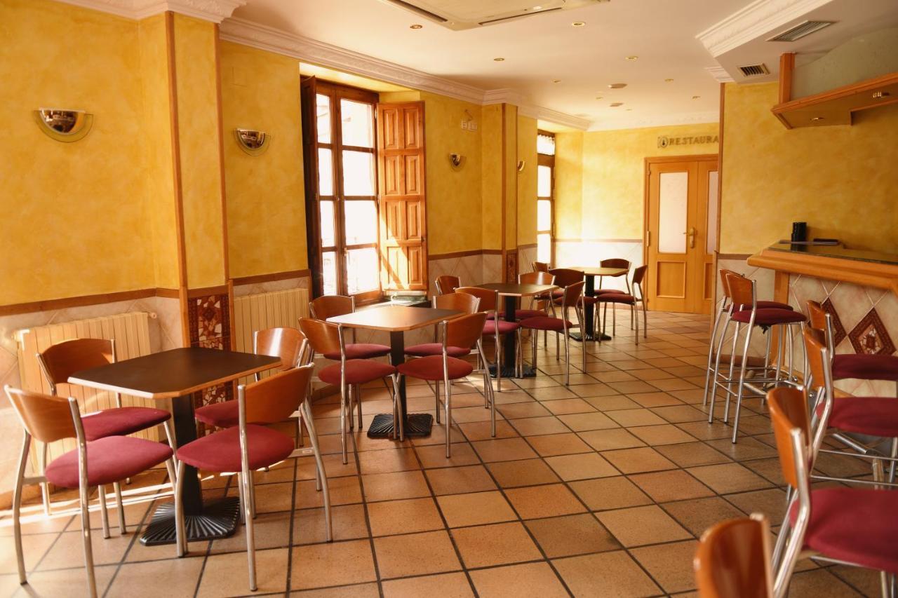 Hostal San Martin 莫利诺斯德杜埃罗 外观 照片