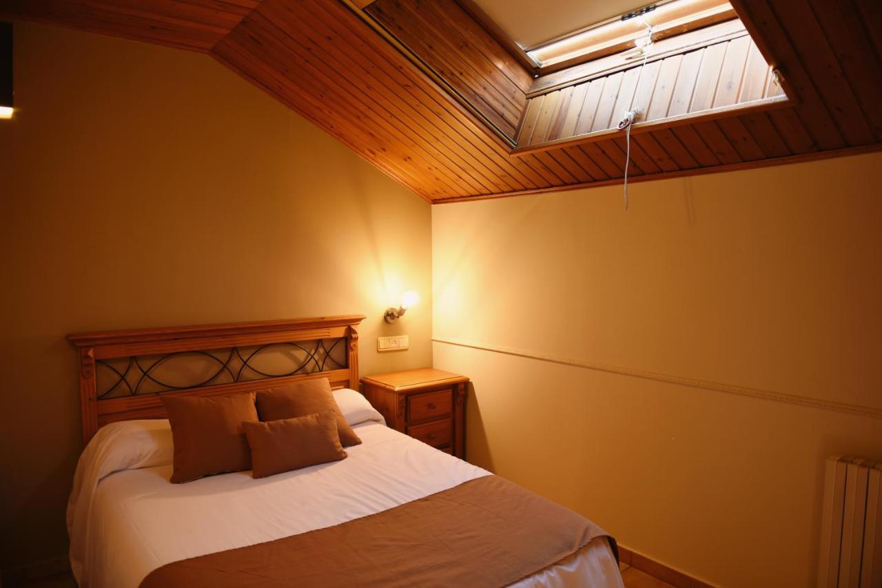Hostal San Martin 莫利诺斯德杜埃罗 外观 照片