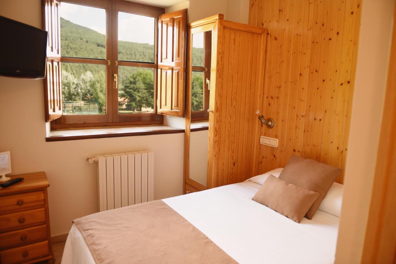 Hostal San Martin 莫利诺斯德杜埃罗 外观 照片